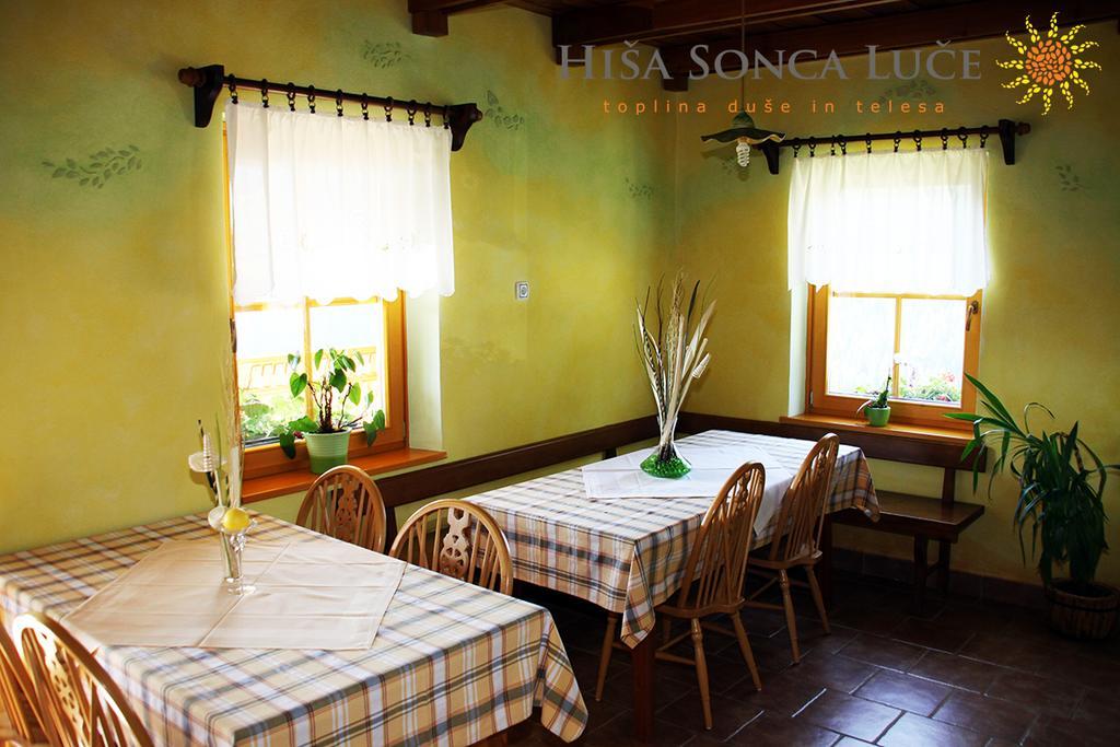 Guest House Hisa Sonca Luče 외부 사진