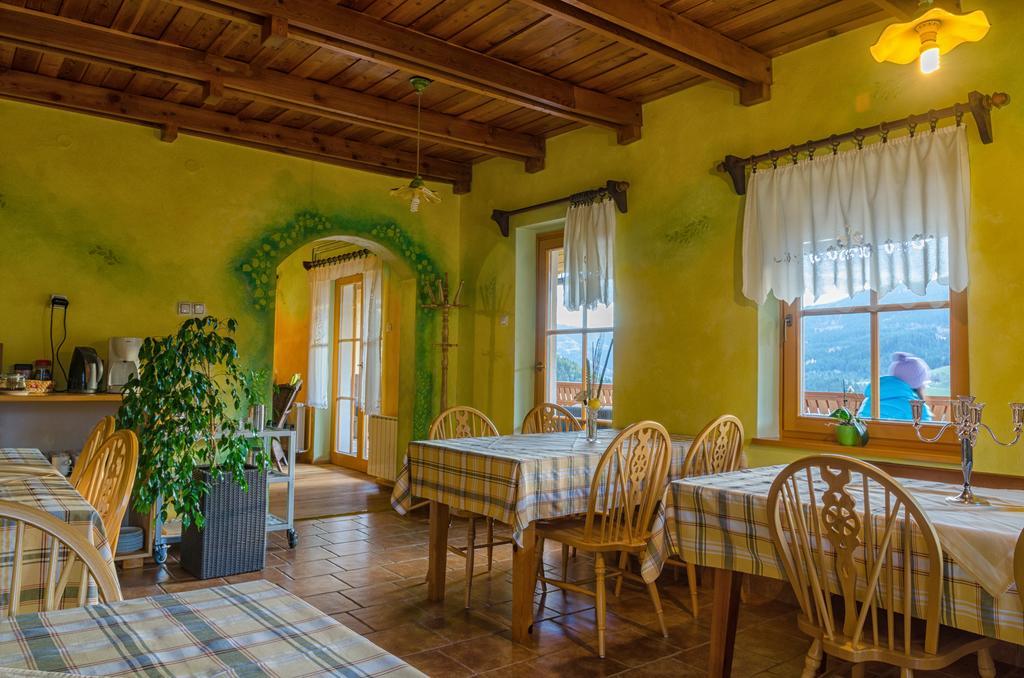 Guest House Hisa Sonca Luče 외부 사진
