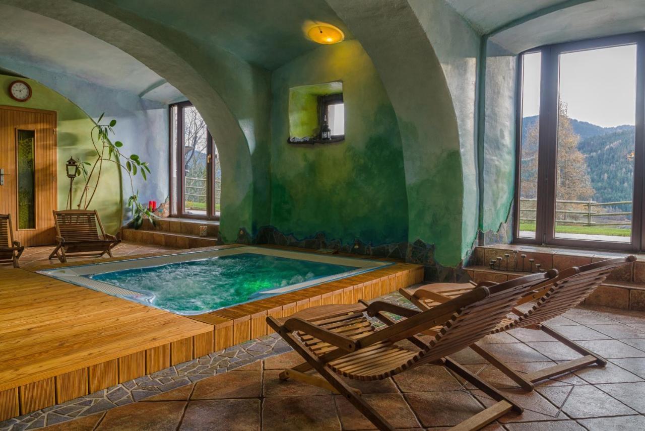 Guest House Hisa Sonca Luče 외부 사진